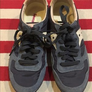 Saucony Womens 7